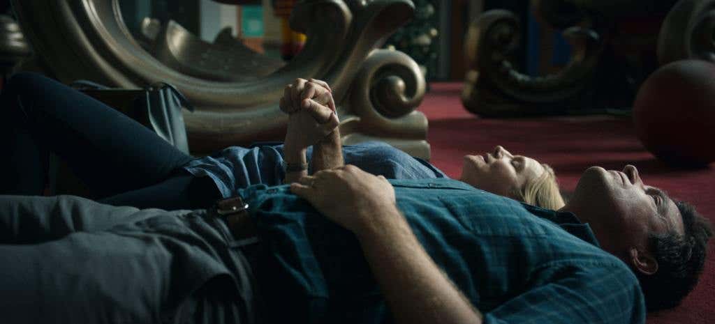 Ozark_Season4Part1_Episode7_00_14_41_16R-scaled-1.jpg