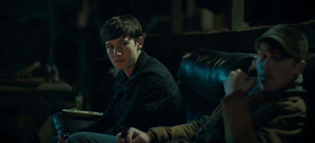 Ozark__Season_4_Part_1__City_On_The_Make__1971169__00_42_39_07__2561871R-scaled-1.jpg