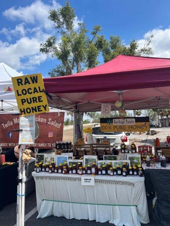 Honey-Stand.jpg