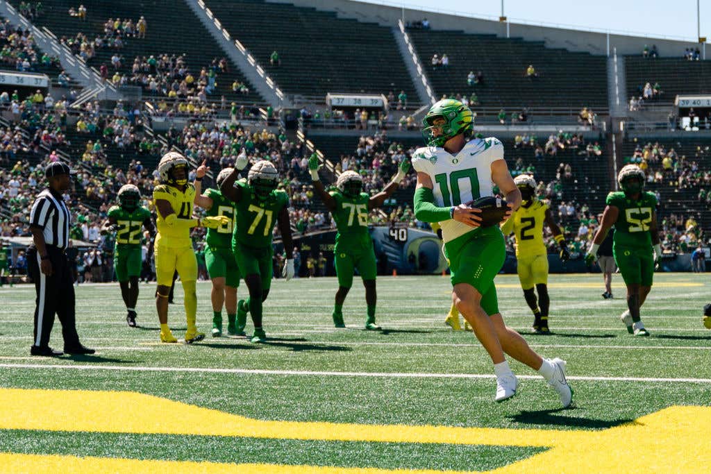 The Best College Football Uniforms Oregon